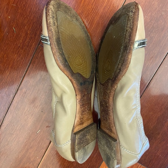 AGL ballet flats in tan 6.5 - Picture 2 of 2